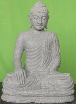 Sitzender Buddha aus Flussstein in Bhumisparsha - Geste des Berührens der Erde. Höhe 61 cm. 
